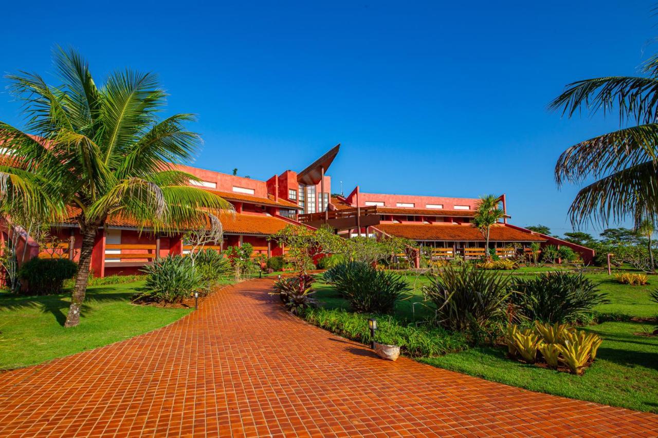 Hotel Boutique Frangipani Brotas Exterior foto The resort's main building